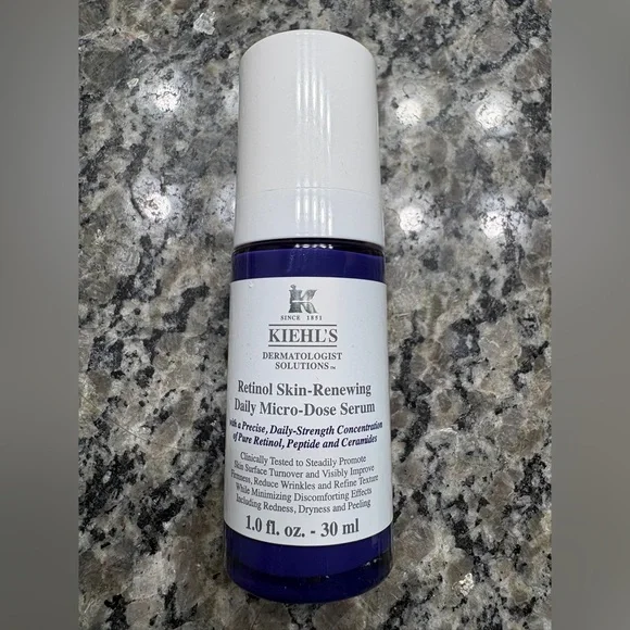 Kiehl’s Micro-Dose Anti-Aging Retinol Serum with Ceramides and Peptide
